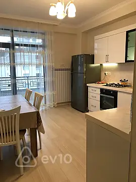 Kirayə verilir 2 otaqlı yeni tikili 86 m²
