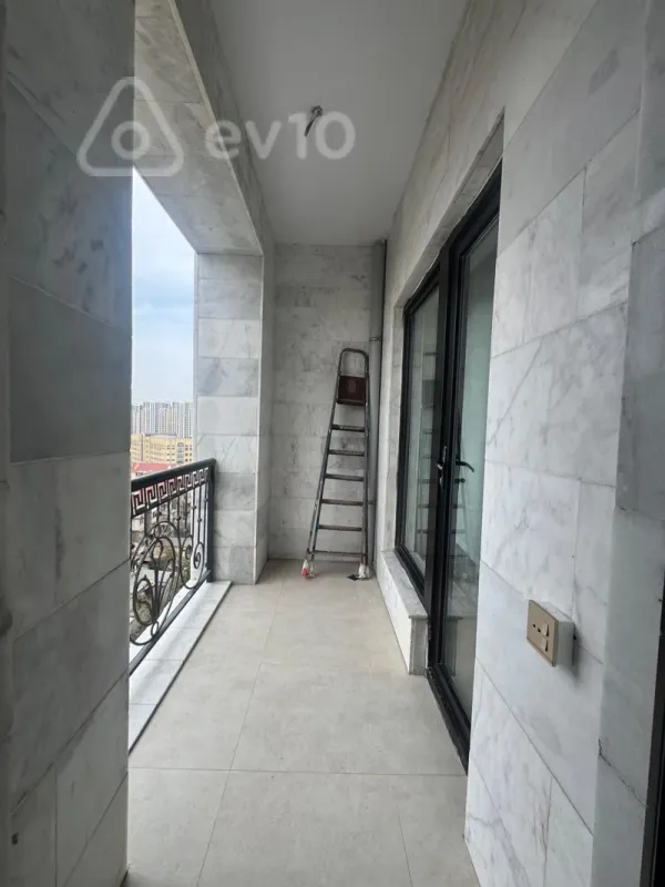 Kirayə verilir 3 otaqlı yeni tikili 100 m²