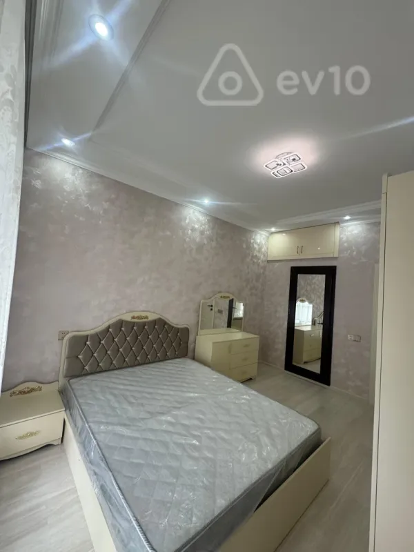 Kirayə verilir 3 otaqlı yeni tikili 100 m²