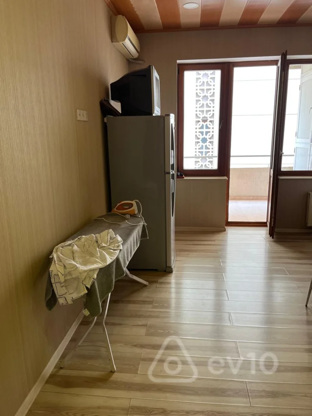 Kirayə verilir 3 otaqlı yeni tikili 128 m²