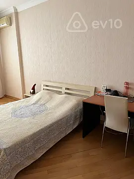 Kirayə verilir 3 otaqlı yeni tikili 128 m²