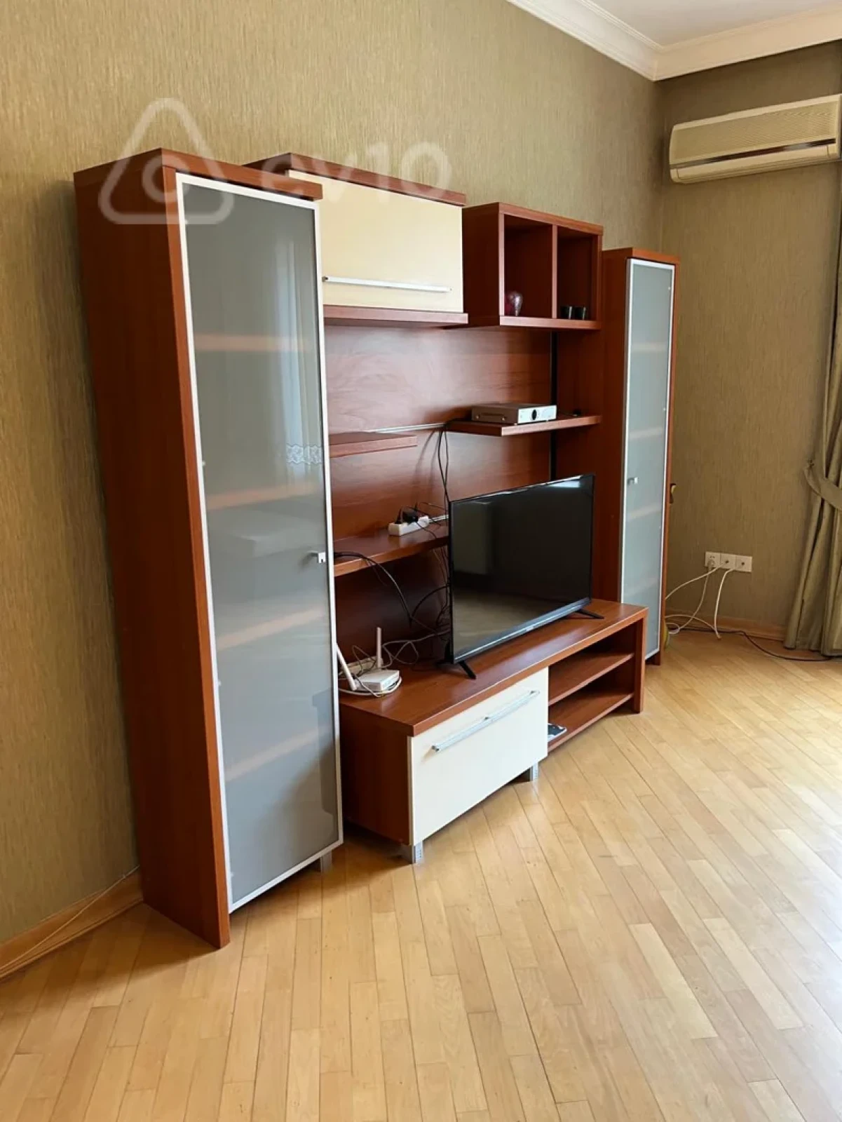 Kirayə verilir 3 otaqlı yeni tikili 128 m²