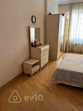Kirayə verilir 3 otaqlı yeni tikili 128 m²