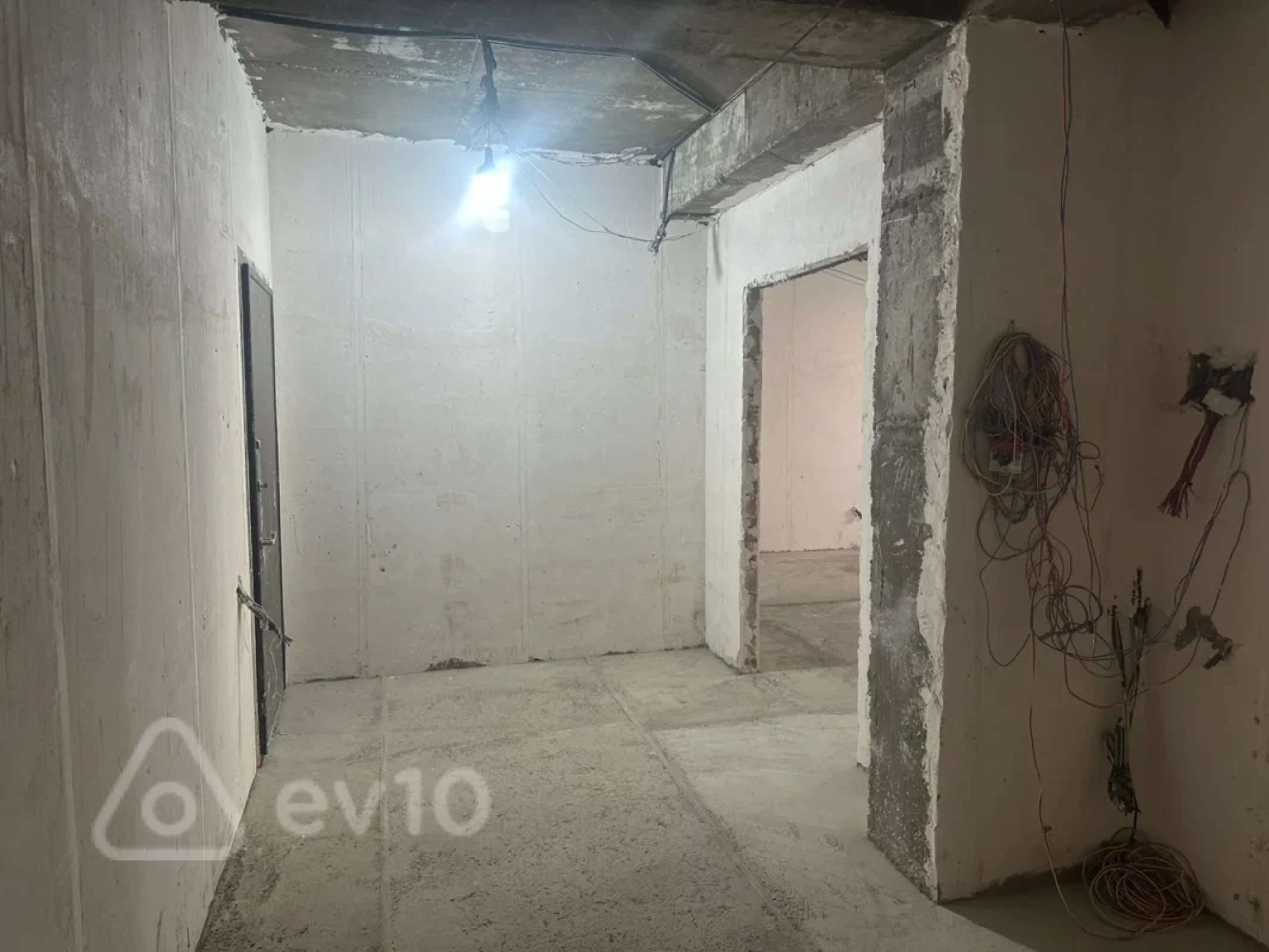 Satılır 3 otaqlı yeni tikili 124 m²