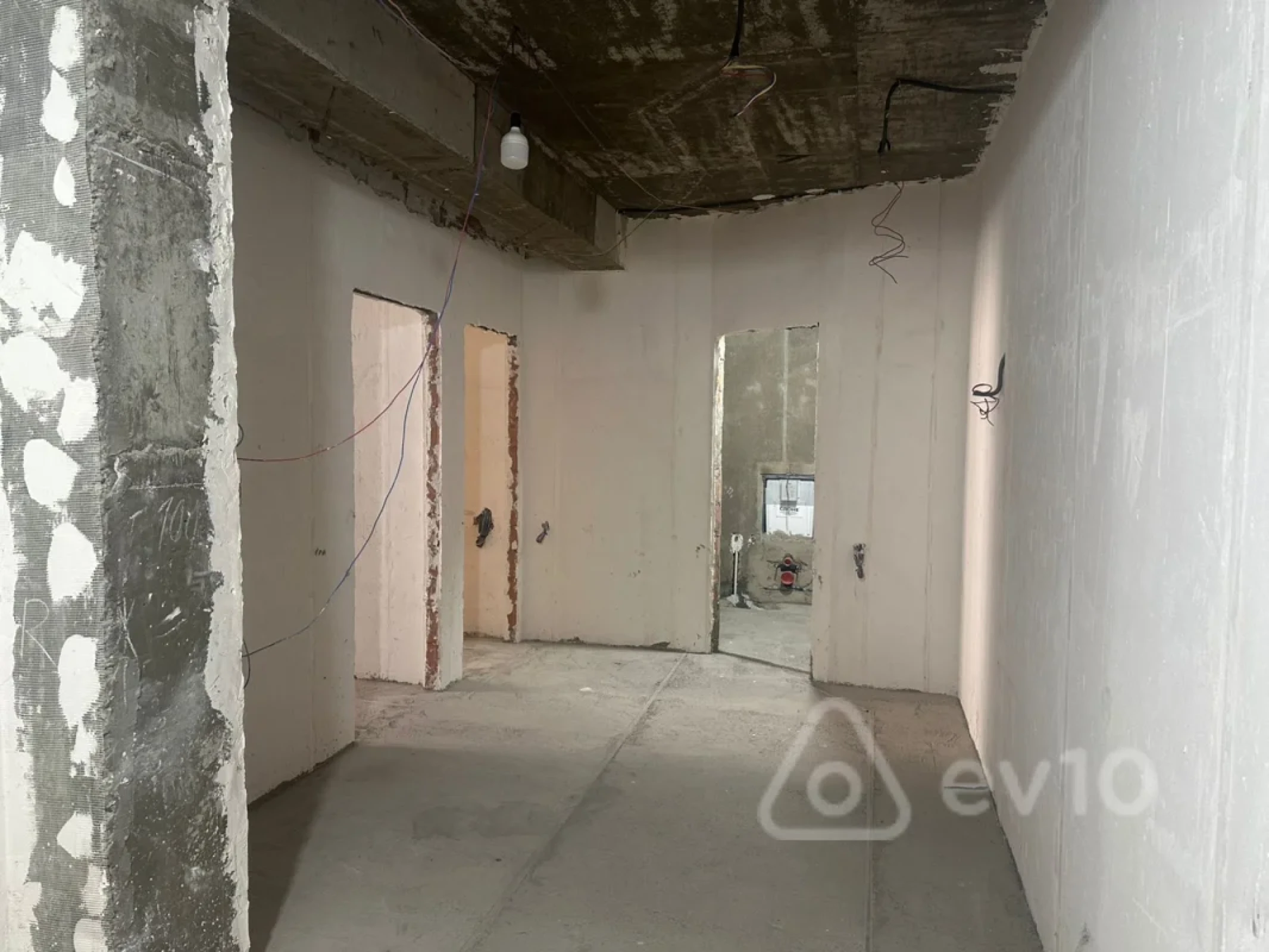 Satılır 3 otaqlı yeni tikili 124 m²