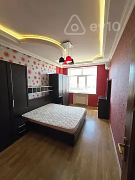 Kirayə verilir 3 otaqlı yeni tikili 65 m²