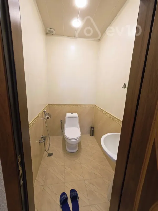 Kirayə verilir 3 otaqlı yeni tikili 65 m²