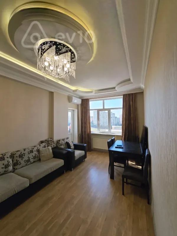 Kirayə verilir 3 otaqlı yeni tikili 65 m²
