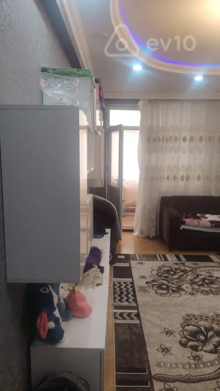 Kirayə verilir 2 otaqlı yeni tikili 110 m²