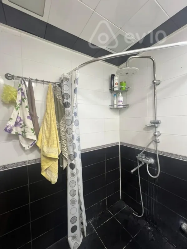 Kirayə verilir 2 otaqlı yeni tikili 110 m²