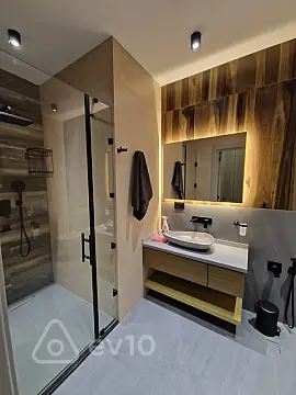 Satılır 2 otaqlı yeni tikili 65 m²