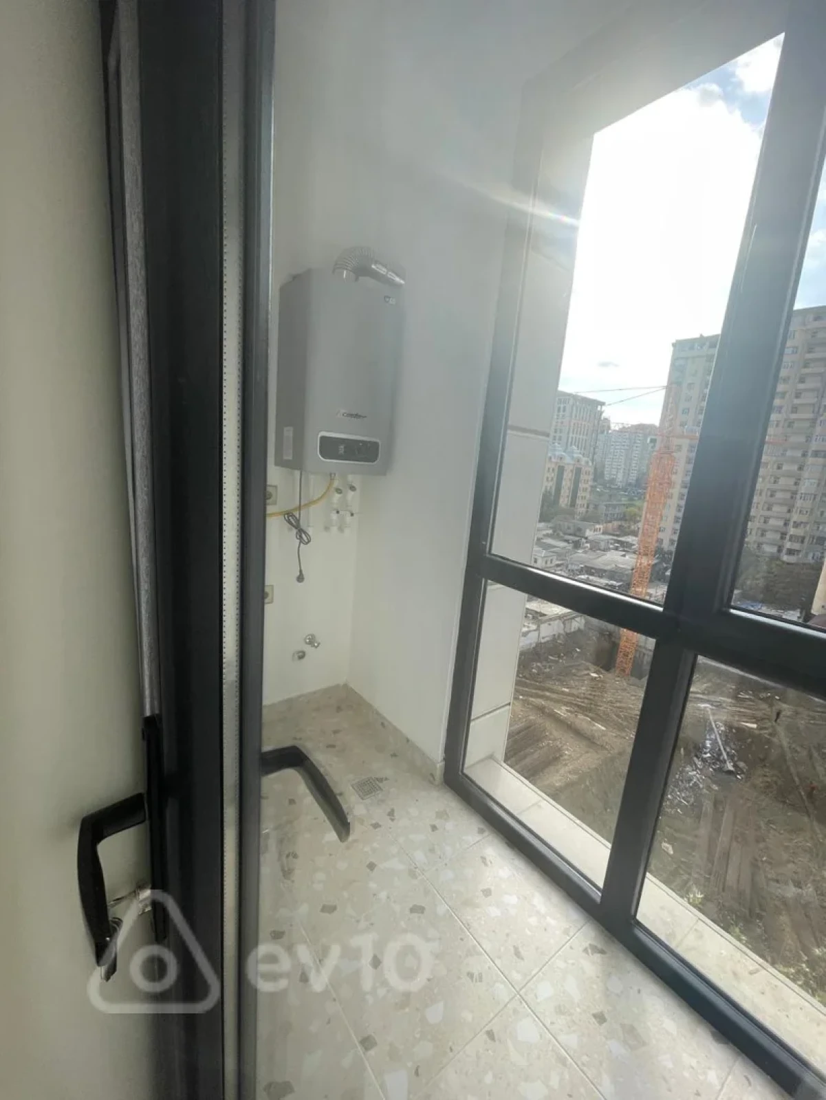 Satılır 2 otaqlı yeni tikili 47 m²