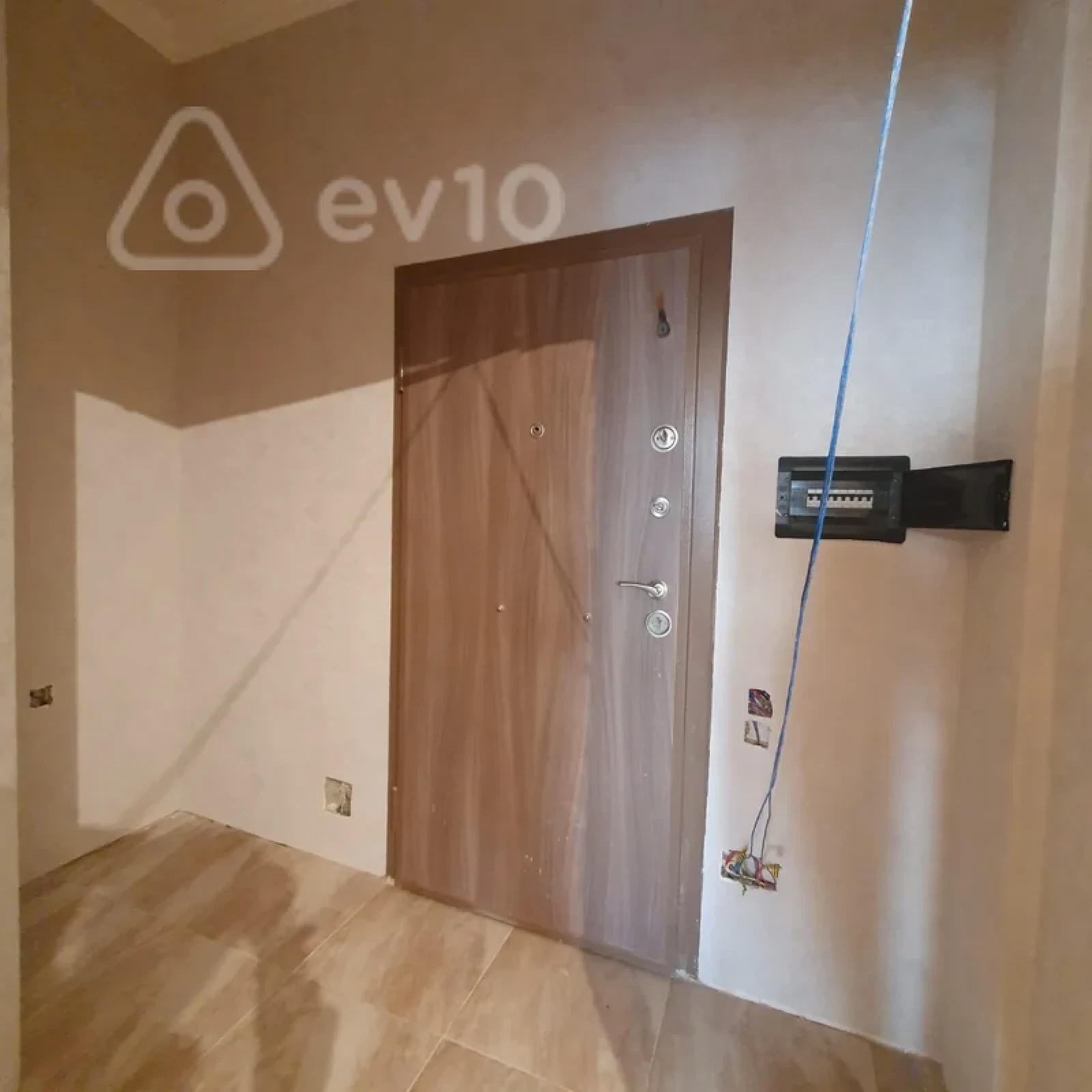 Satılır 2 otaqlı yeni tikili 42 m²