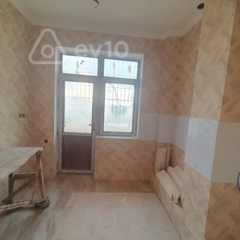 Satılır 2 otaqlı yeni tikili 42 m²