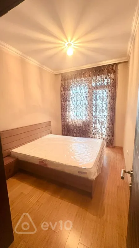 Kirayə verilir 2 otaqlı yeni tikili 60 m²