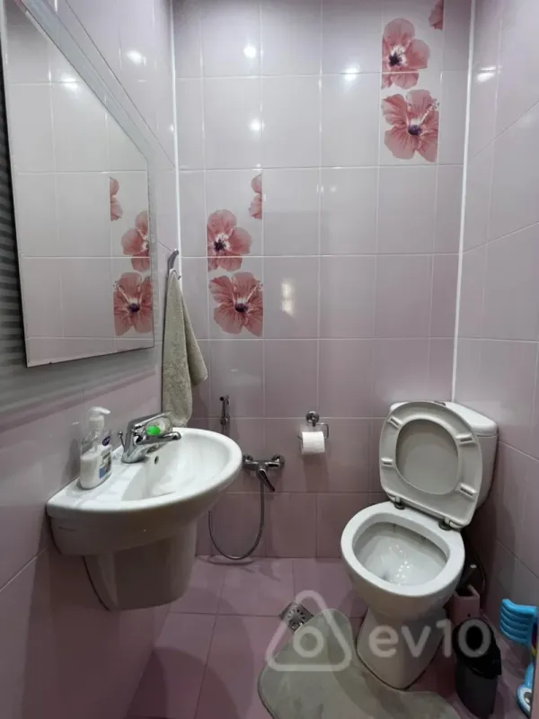 Satılır 4 otaqlı yeni tikili 139 m²