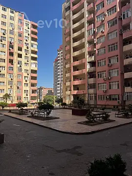Satılır 4 otaqlı yeni tikili 139 m²