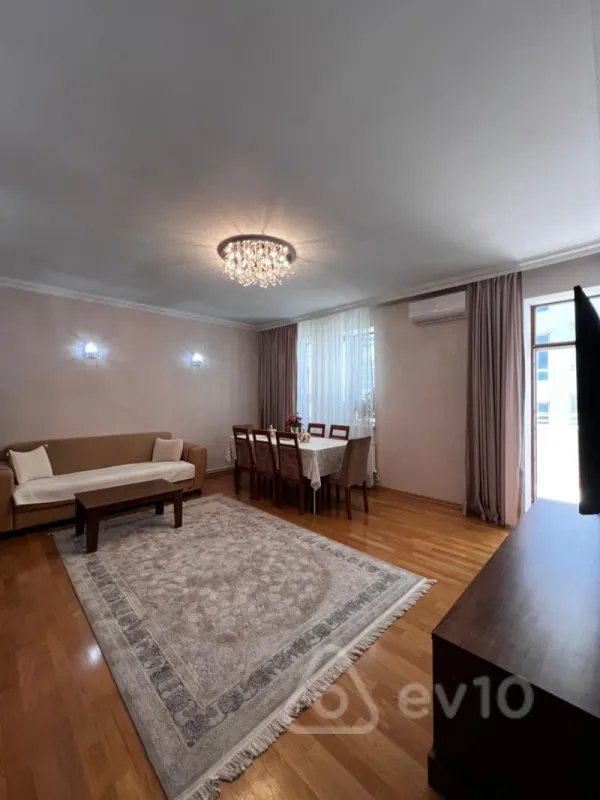 Satılır 4 otaqlı yeni tikili 139 m²