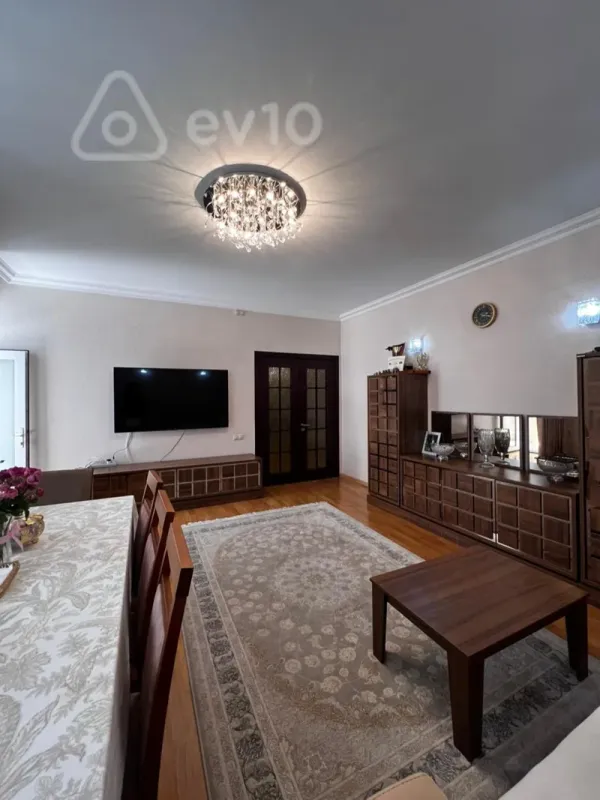 Satılır 4 otaqlı yeni tikili 139 m²