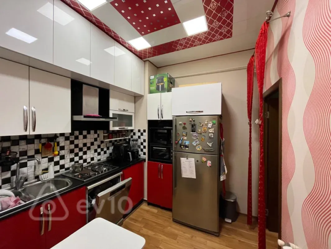 Kirayə verilir 2 otaqlı yeni tikili 66 m²