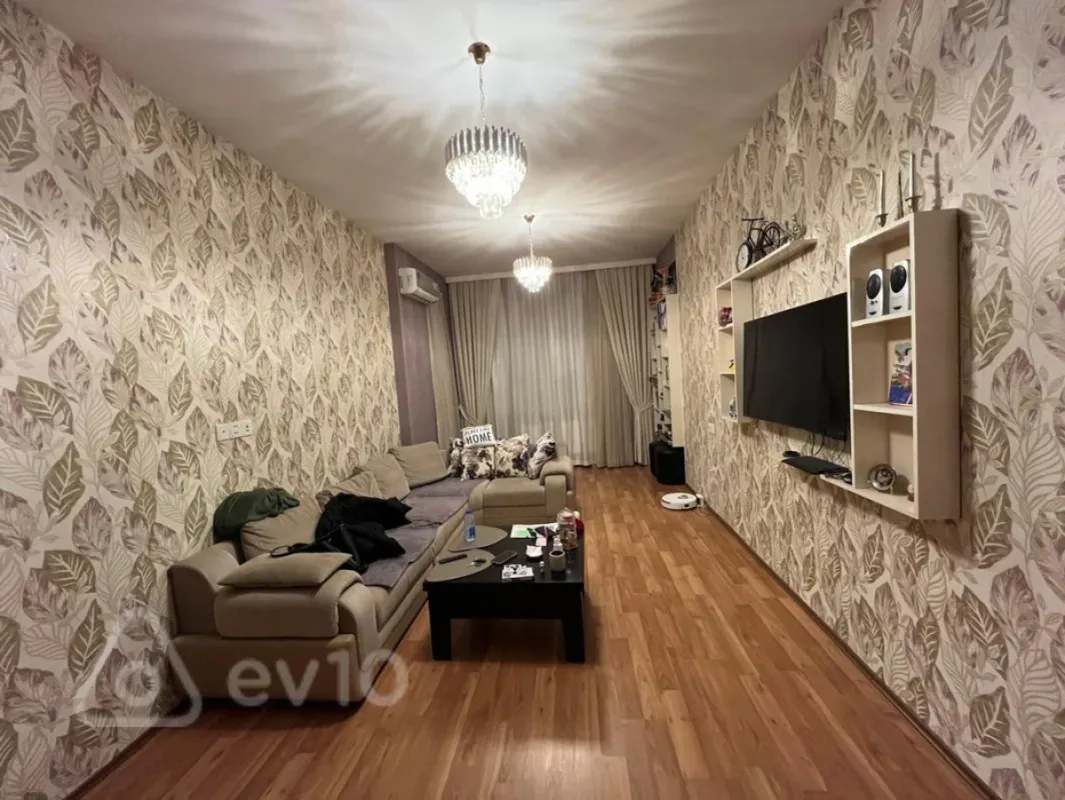 Kirayə verilir 2 otaqlı yeni tikili 66 m²