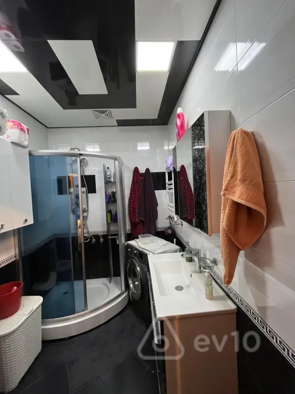 Kirayə verilir 2 otaqlı yeni tikili 66 m²