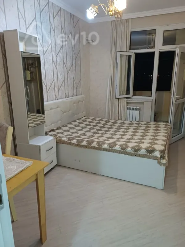 Satılır 3 otaqlı yeni tikili 85 m²