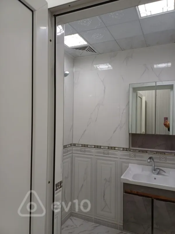 Satılır 3 otaqlı yeni tikili 85 m²