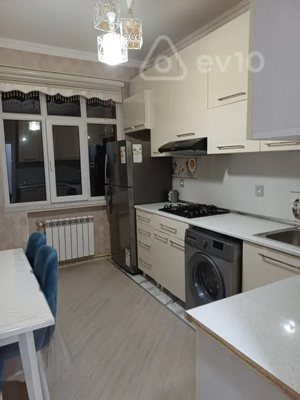Satılır 3 otaqlı yeni tikili 85 m²