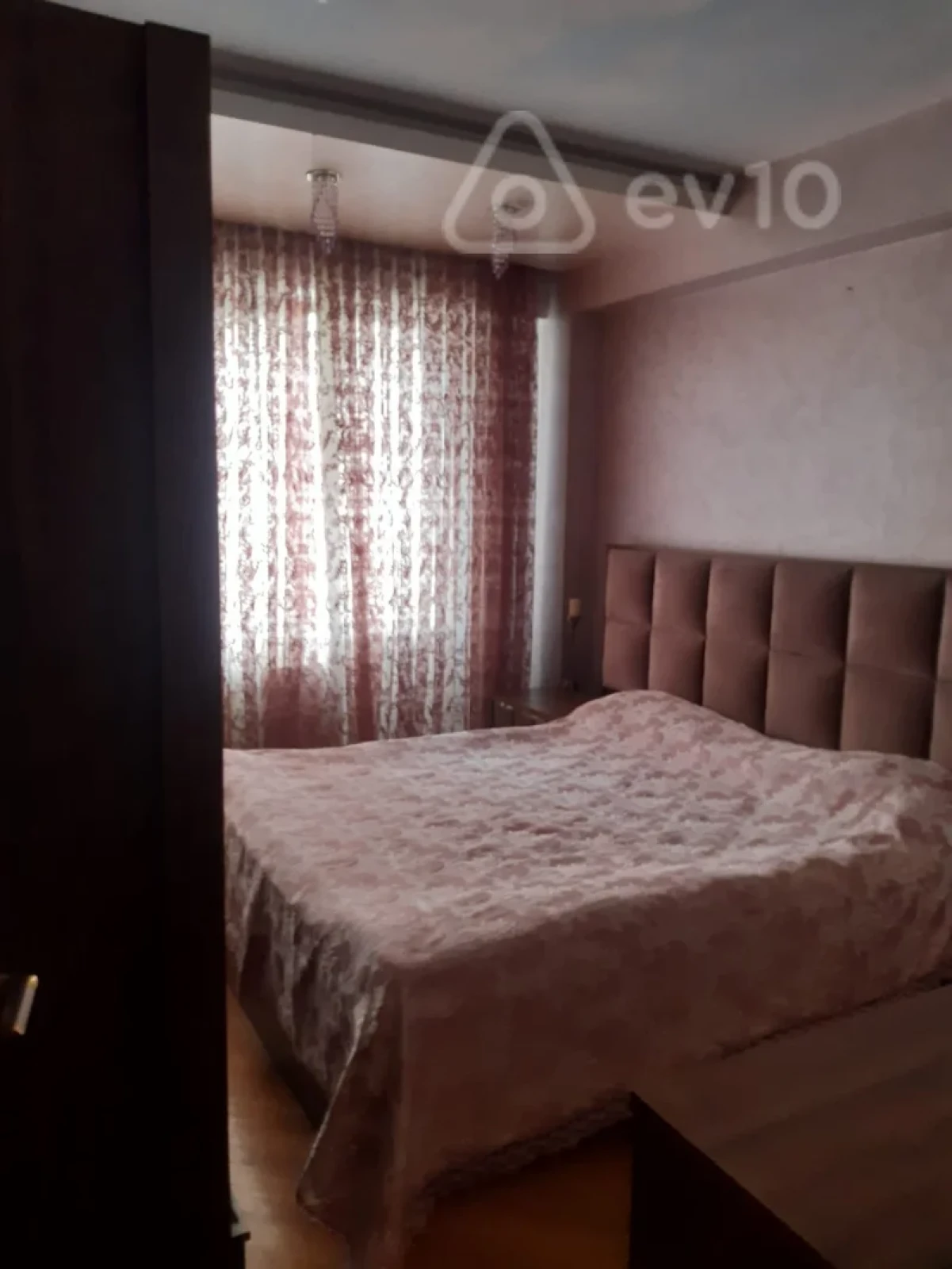 Kirayə verilir 2 otaqlı yeni tikili 85 m²