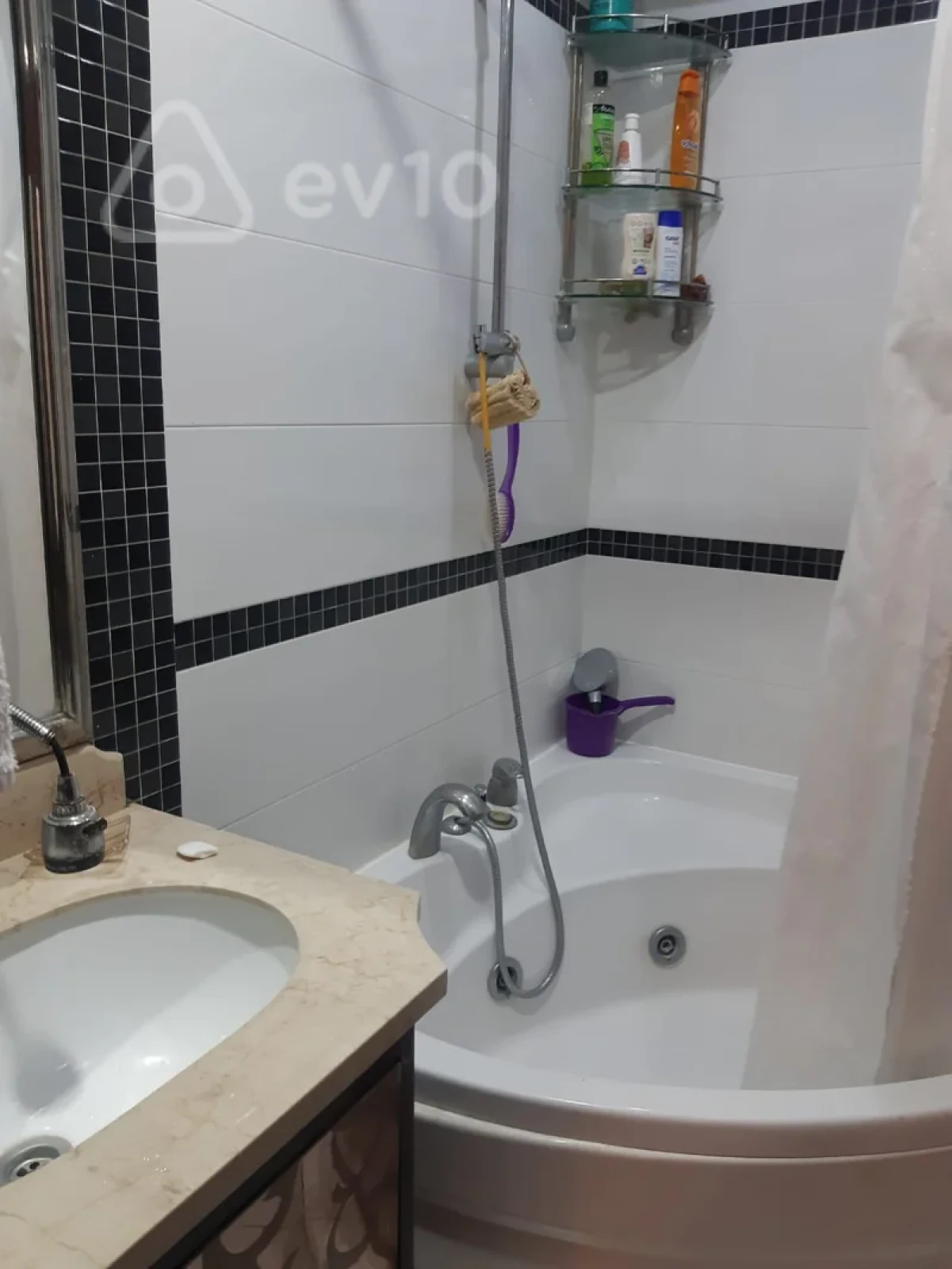Kirayə verilir 2 otaqlı yeni tikili 85 m²