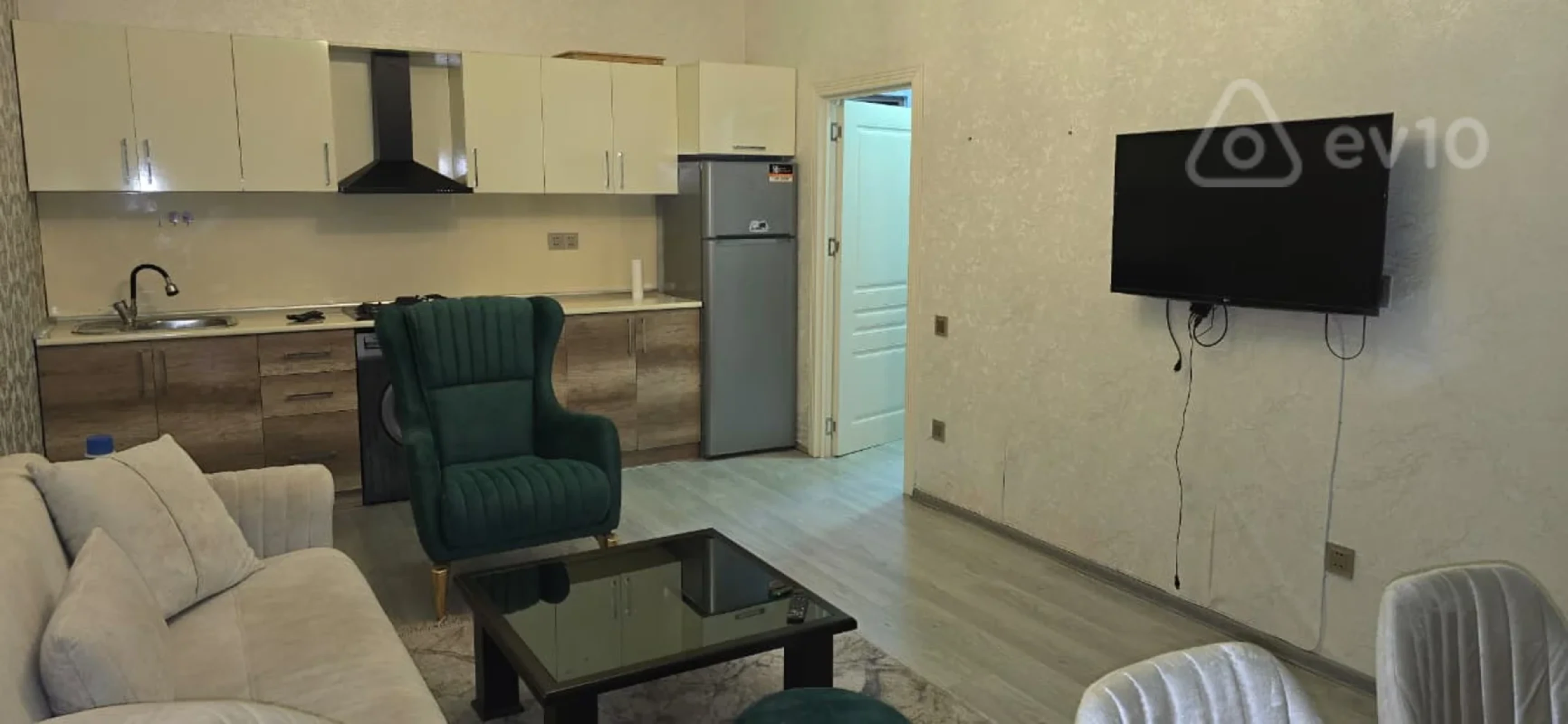 Kirayə verilir 2 otaqlı yeni tikili 55 m²