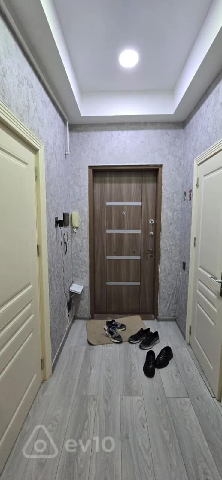 Kirayə verilir 2 otaqlı yeni tikili 55 m²