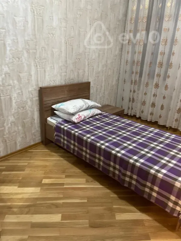 Kirayə verilir 3 otaqlı yeni tikili 102 m²