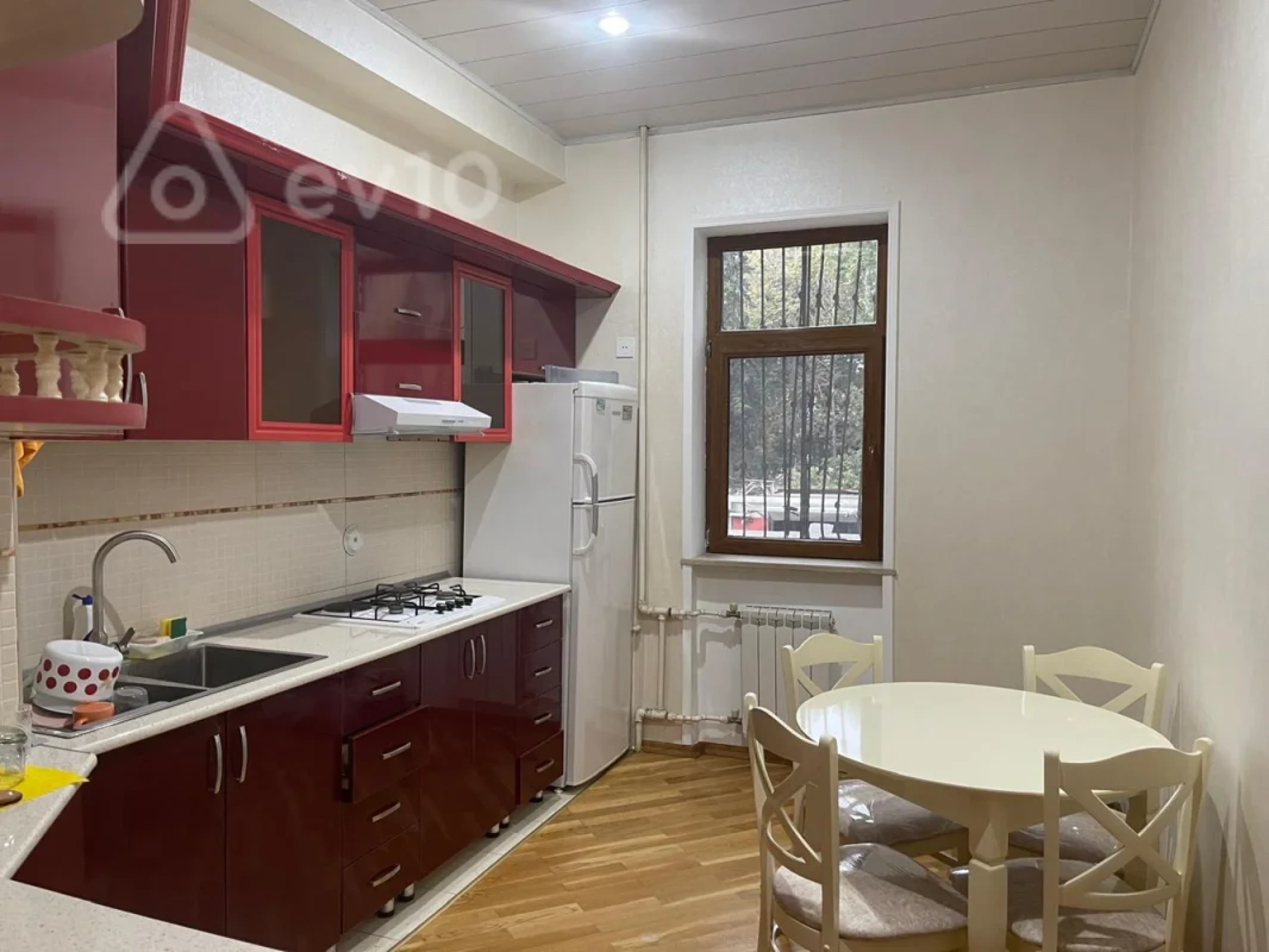 Kirayə verilir 3 otaqlı yeni tikili 102 m²