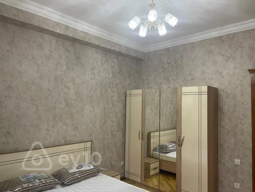 Kirayə verilir 3 otaqlı yeni tikili 102 m²