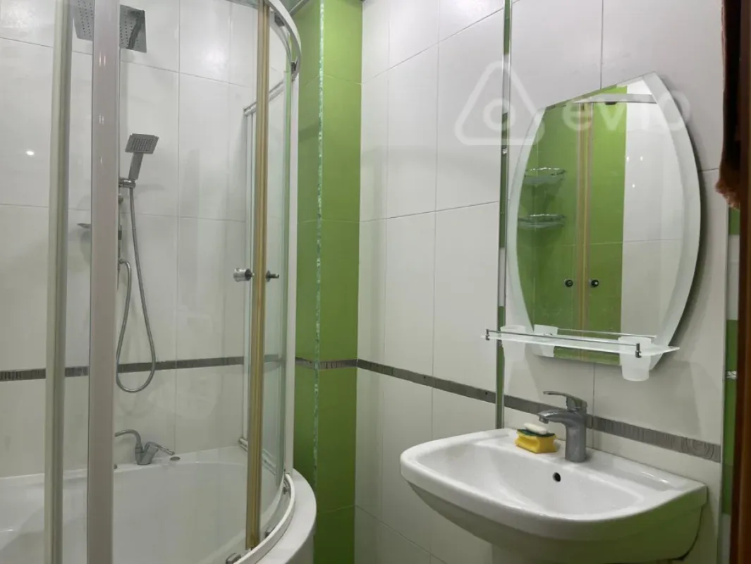 Kirayə verilir 3 otaqlı yeni tikili 102 m²