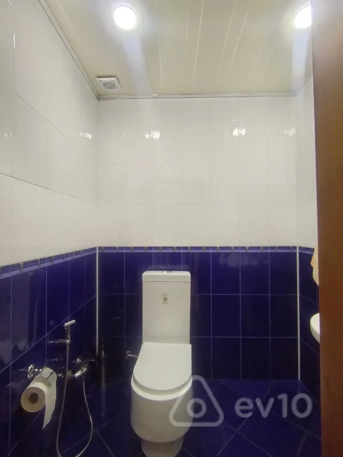 Satılır 3 otaqlı yeni tikili 130 m²