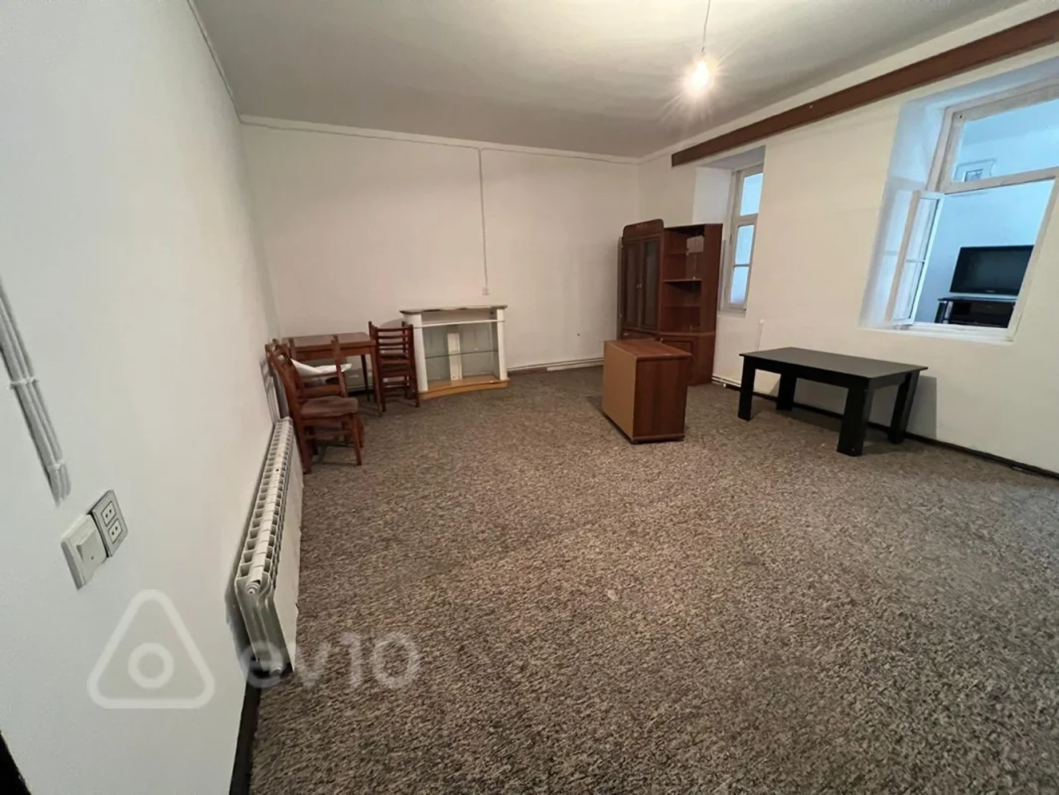 Satılır 3 otaqlı köhnə tikili 100 m²