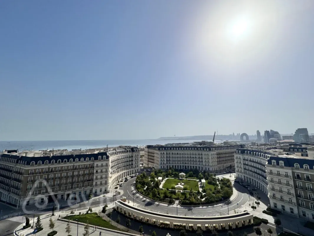 Satılır 4 otaqlı yeni tikili 220 m²