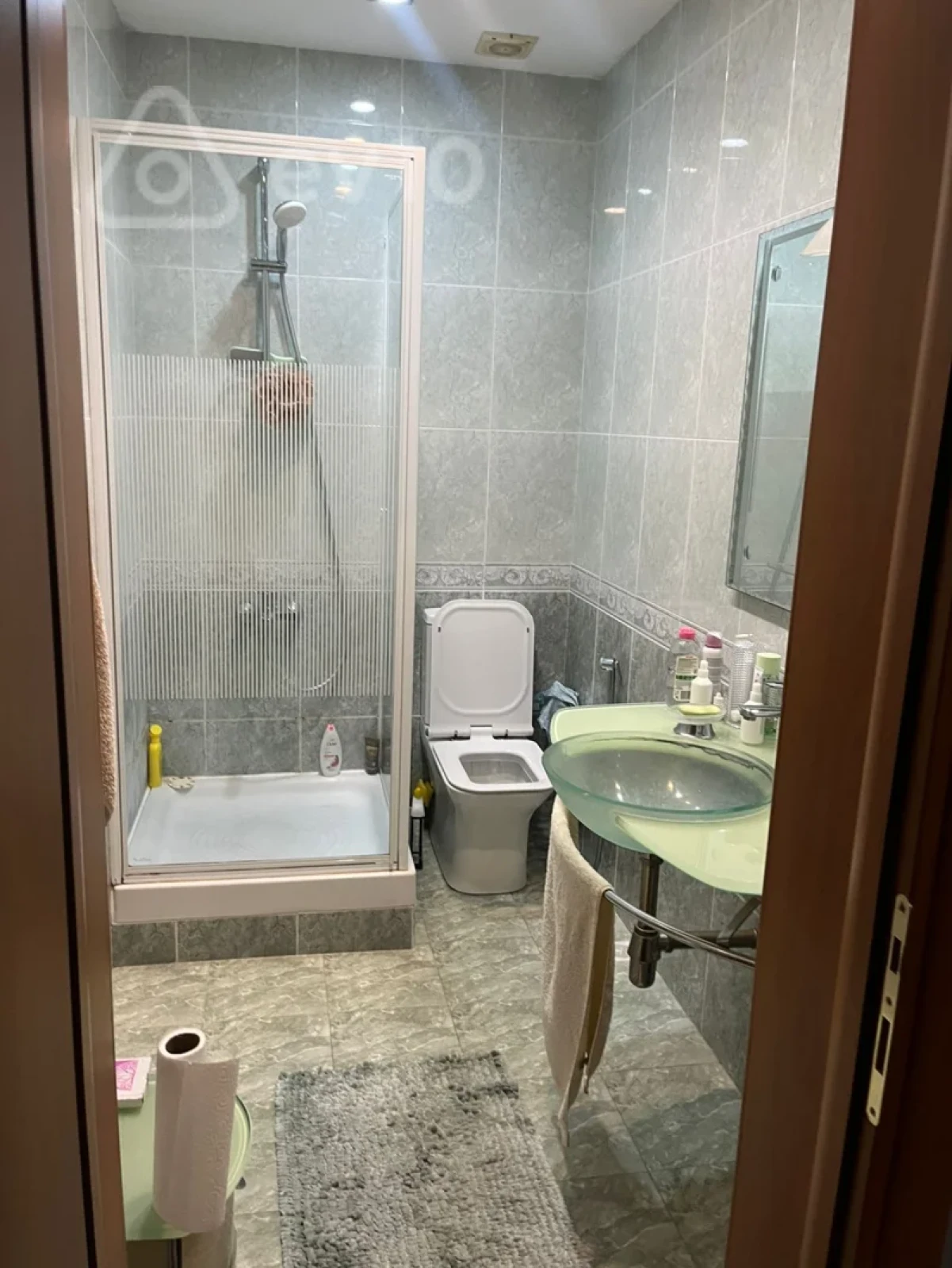 Kirayə verilir 4 otaqlı yeni tikili 185 m²