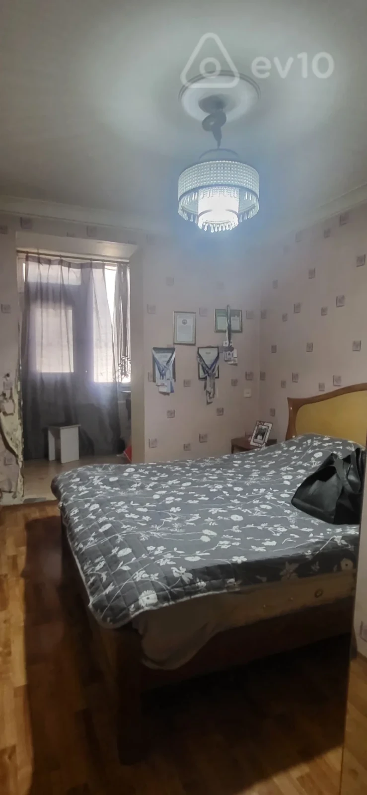 Satılır 3 otaqlı köhnə tikili 80 m²