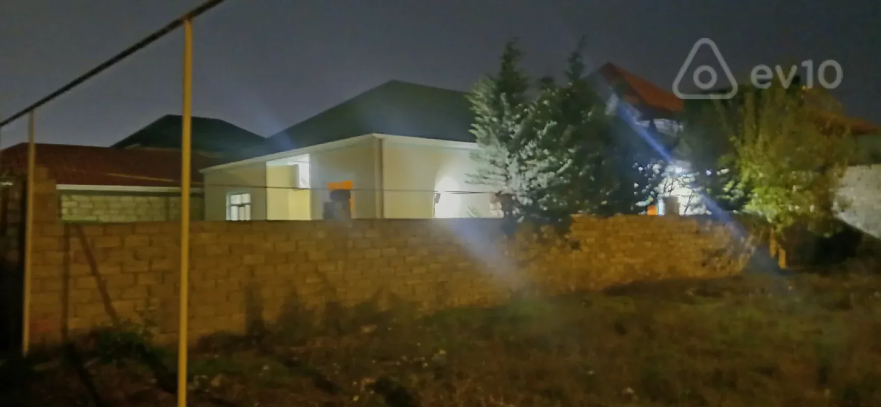 Satılır 7 otaqlı həyət evi 180 m²