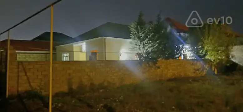 Satılır 7 otaqlı həyət evi 180 m² — Bakı, Suraxanı 7 otaq 180.00 m²