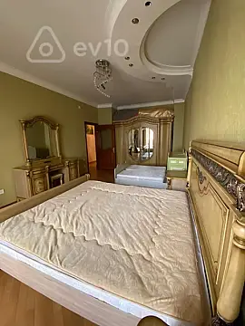 Kirayə verilir 3 otaqlı yeni tikili 120 m²