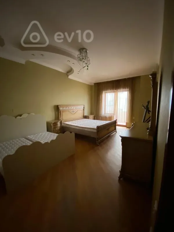 Kirayə verilir 3 otaqlı yeni tikili 120 m²