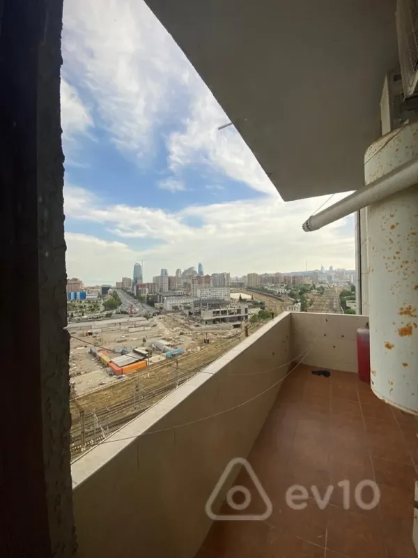 Kirayə verilir 3 otaqlı yeni tikili 120 m²