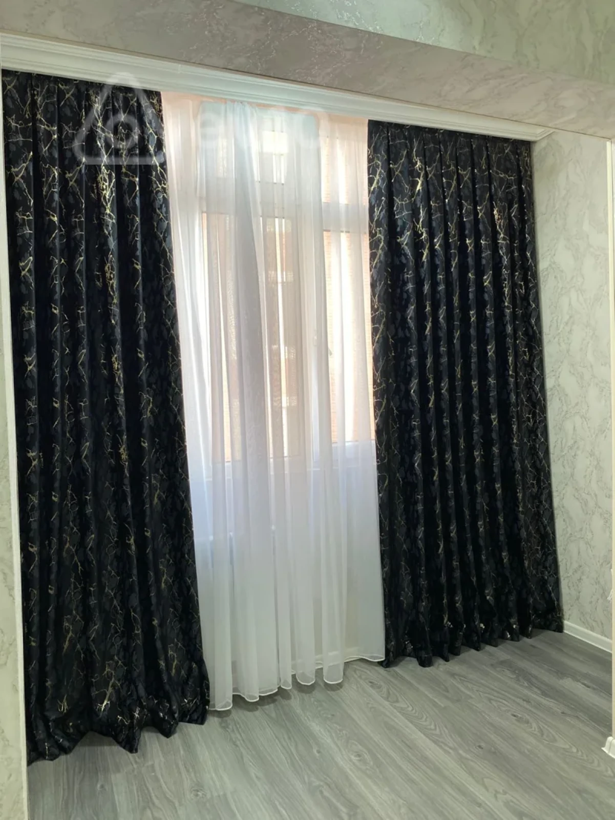 Satılır 2 otaqlı köhnə tikili 50 m²