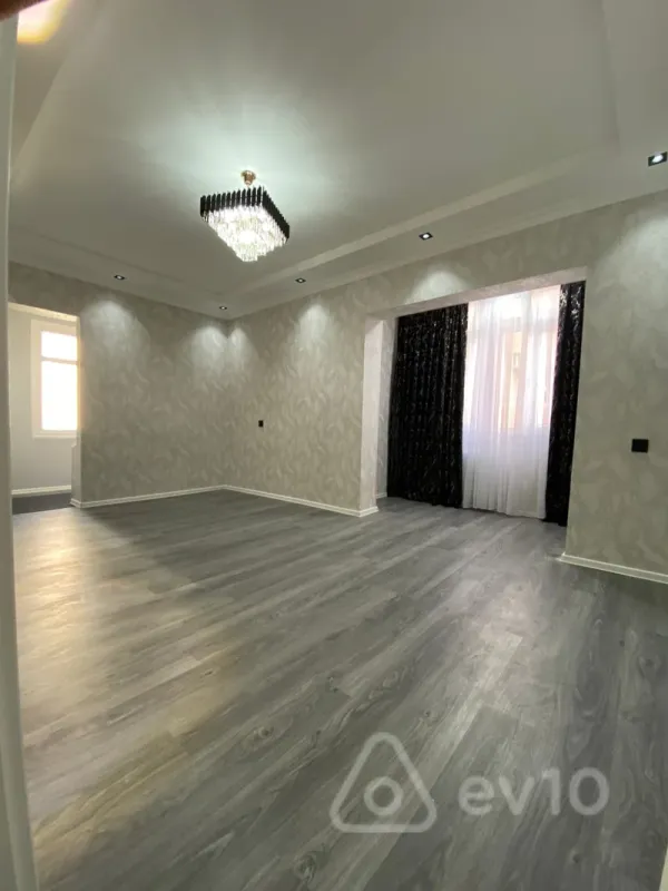 Satılır 2 otaqlı köhnə tikili 50 m²