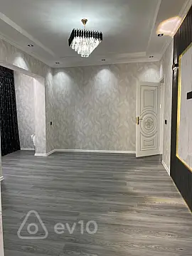 Satılır 2 otaqlı köhnə tikili 50 m²